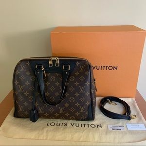 💯 Authentic LV Retiro NM in Noir